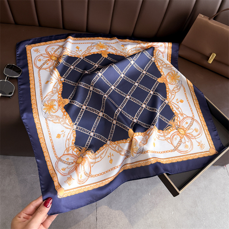Blauer Klassischer Seidenschal – Silk Scarf Square Bewertung und Preis